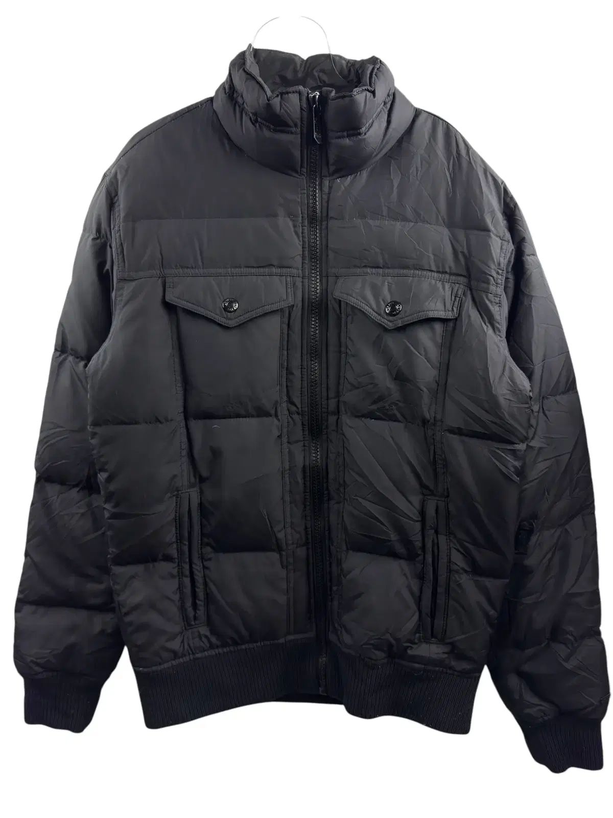 リーバイス ブラック ベーシック ダウン1331