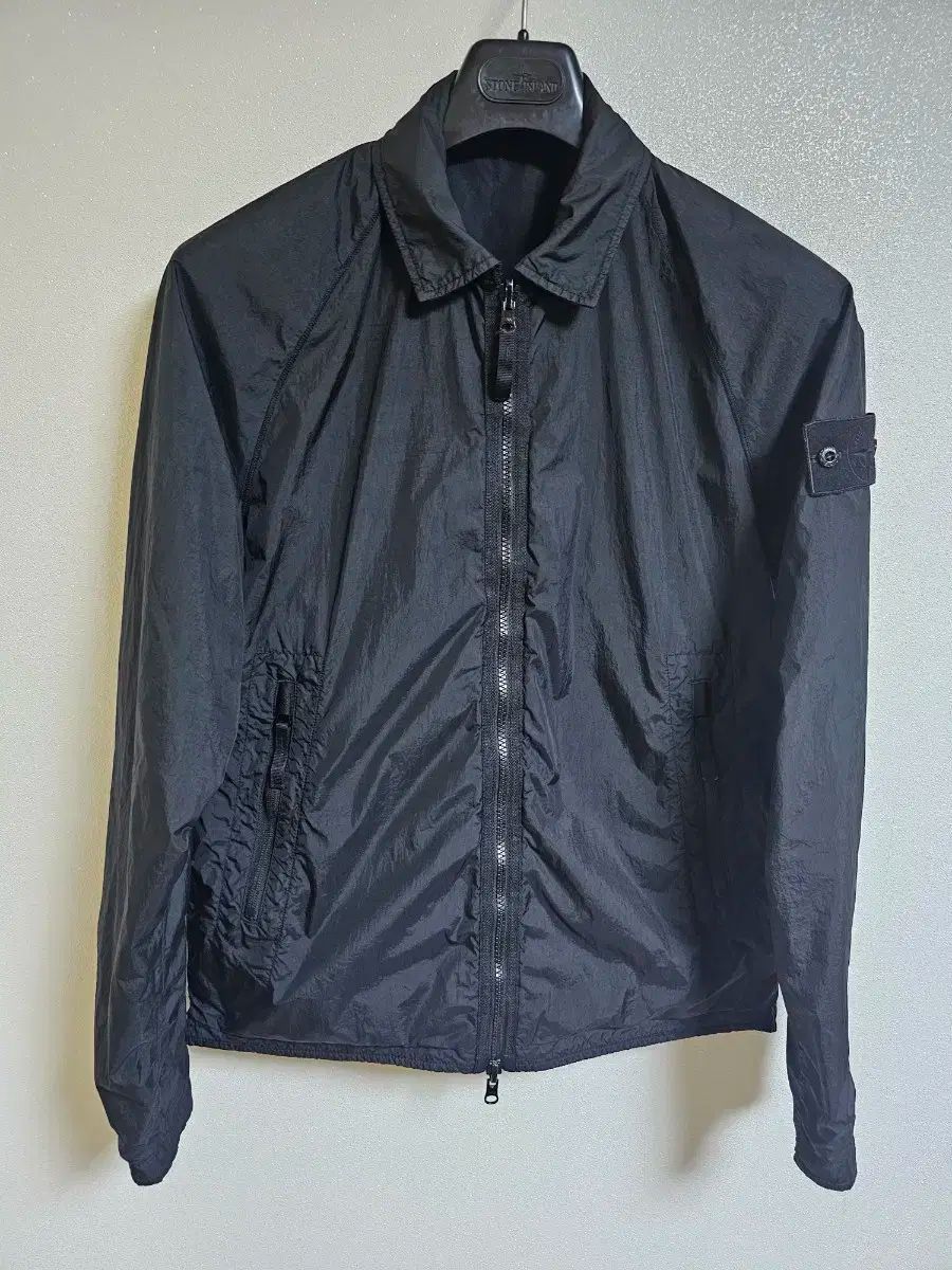 ストーンアイランド ゴーストピース リバーシブル ジャケット