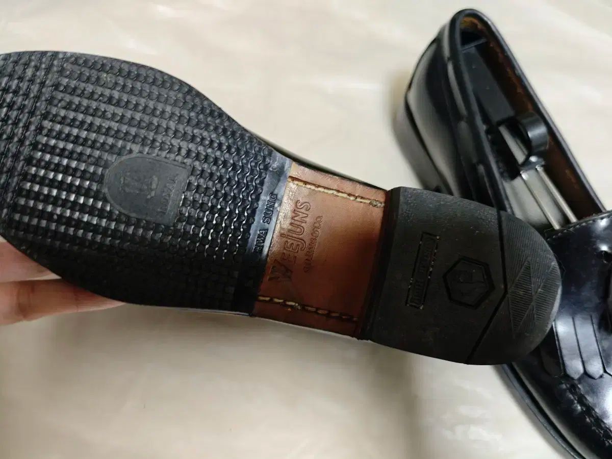 G H バスアンドコー ウィジュンズ ブラックローファー 9サイズ