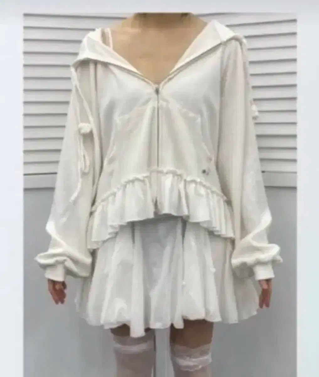 PAIN OR PLEASURE ペインオアプレジャー エンジェル フードジップアップ ブラック