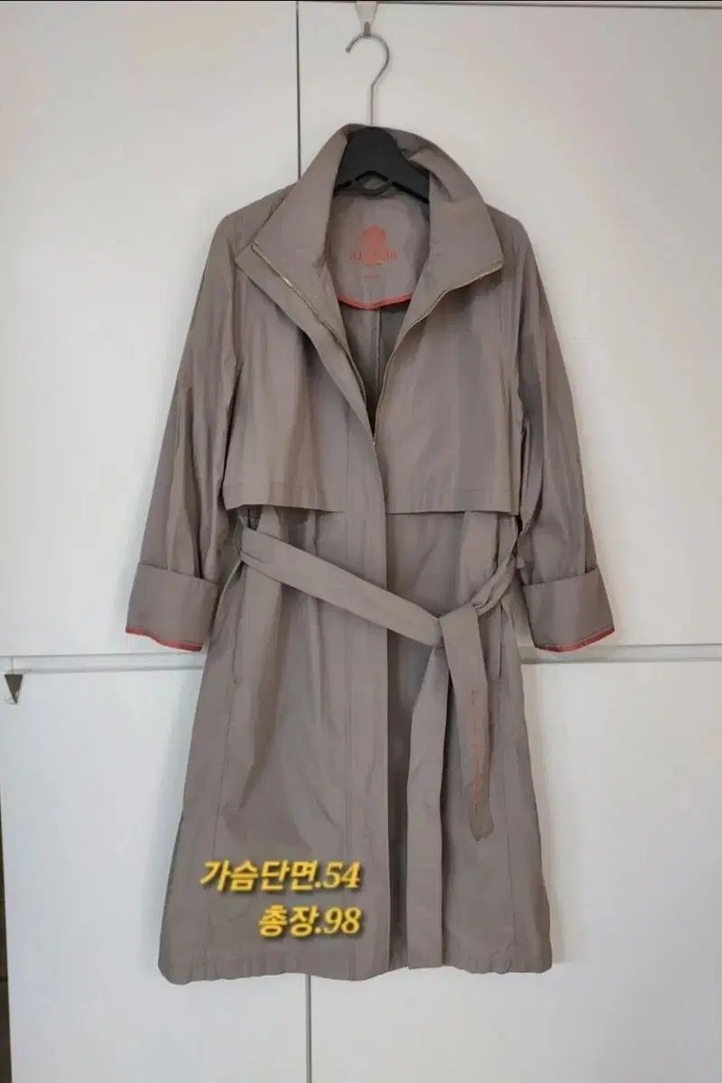 ア テストーニ トレンチコート 66～細身77まで ベージュ ほぼ