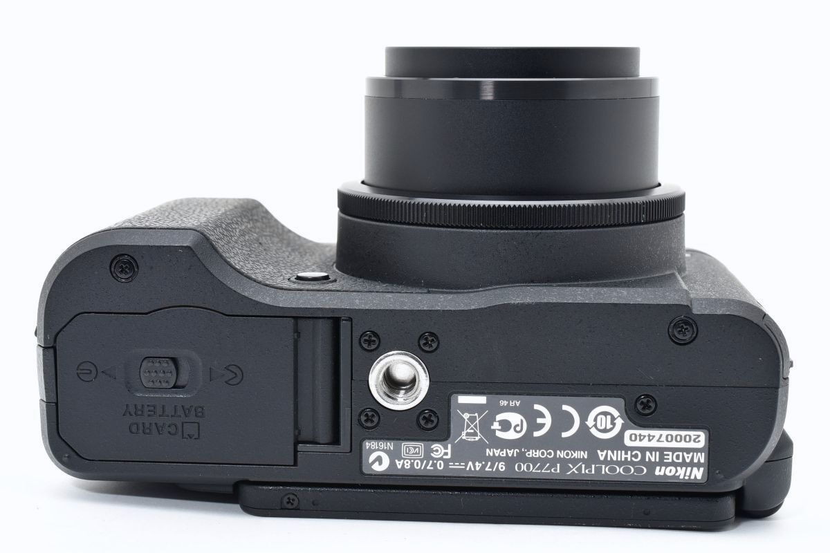 バリアングル液晶 ブラック