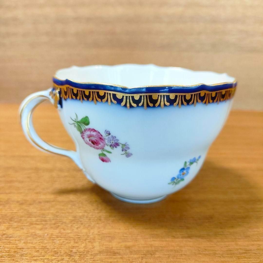 立体的な Meissen マイセン Ａカンテ カップ 金彩 フラワーブーケ 小花