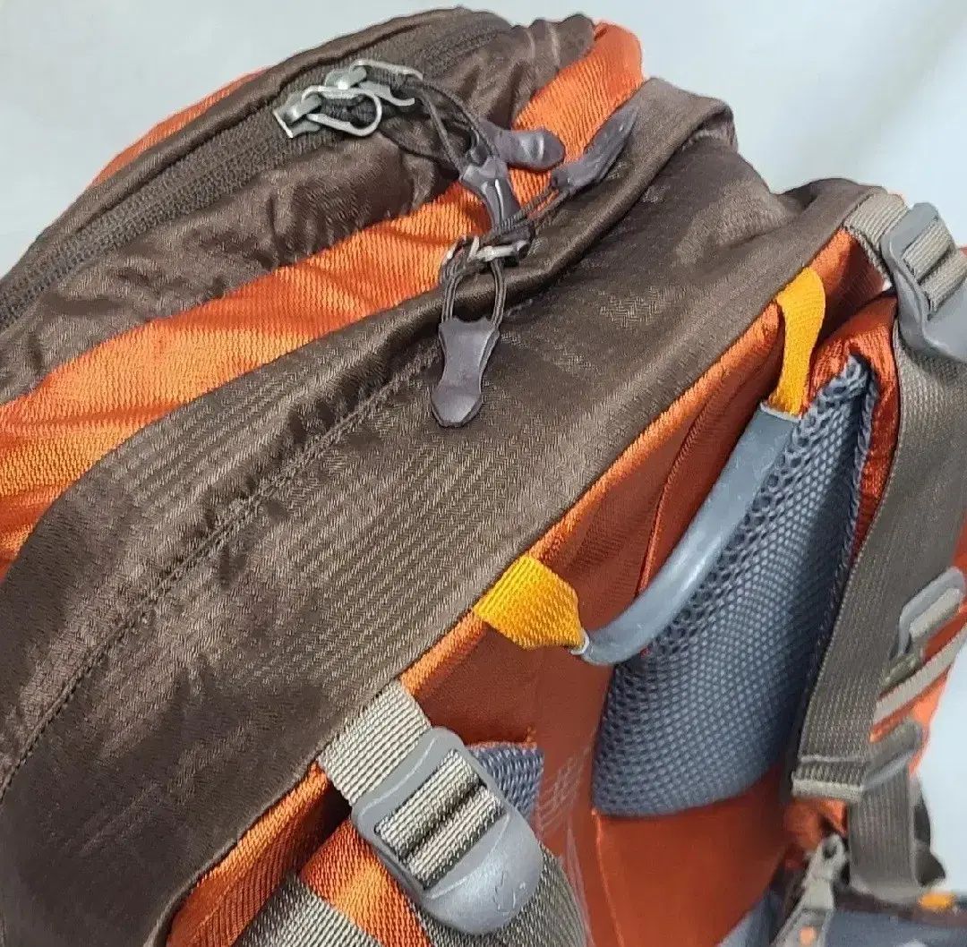 ラフマ 登山リュック