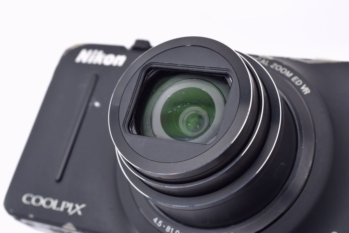 デジタルカメラノーブルブラック Y