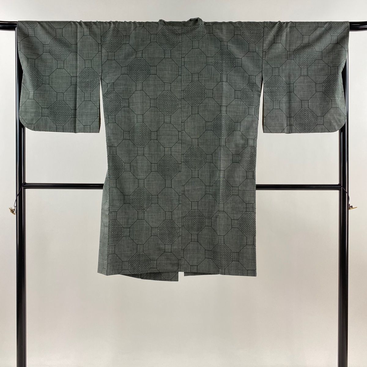 道中着 身丈101 cm 裄丈66 5 M 和装コート 紬地 蜀江紋 灰緑 正絹 秀品