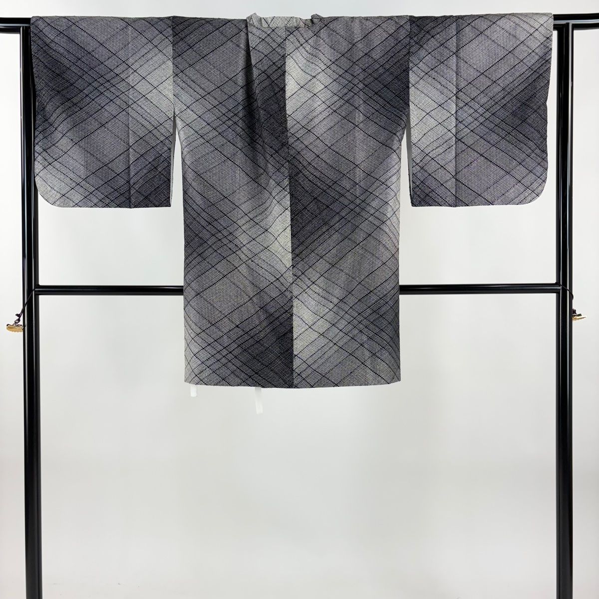 道行 身丈91 cm 裄丈65 M 和装コート 角衿 幾何学 灰色 正絹 秀品