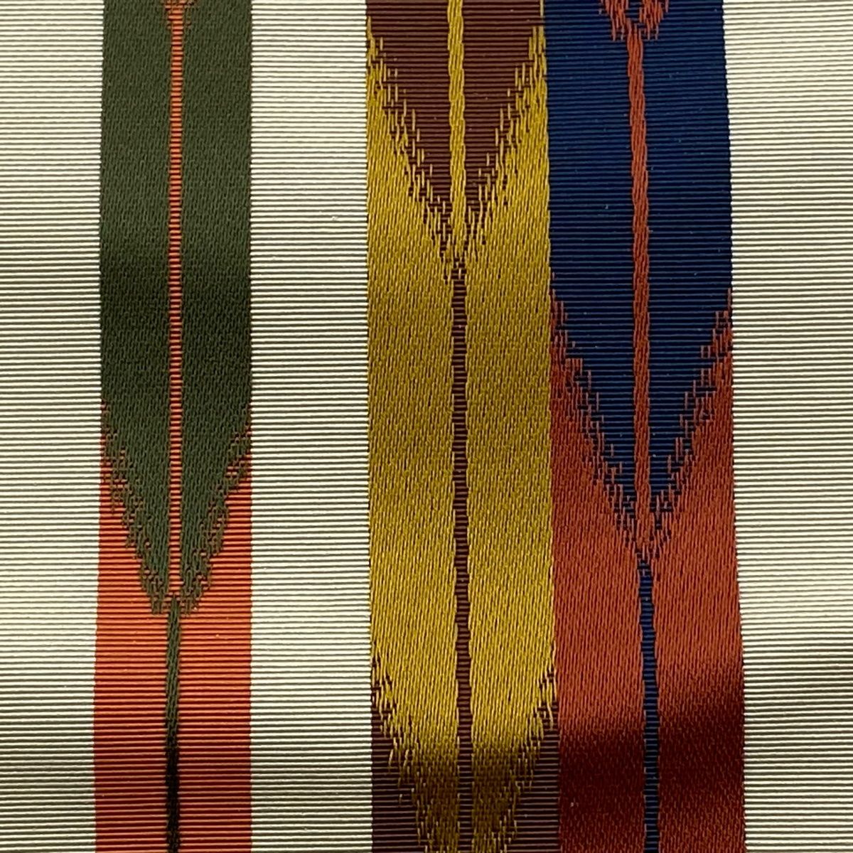 半幅帯 秀品 証紙 博多織 矢羽根 縞 クリーム 正絹