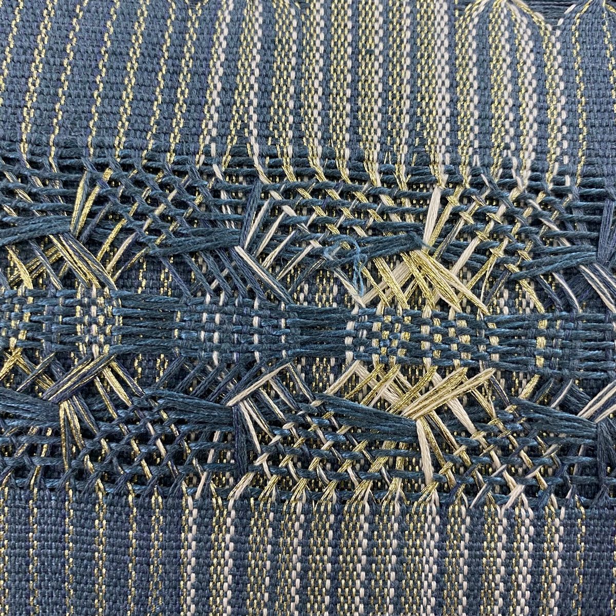 美品】 名古屋帯 秀品 八寸名古屋帯 縞 幾何学 金糸 青灰色 正絹