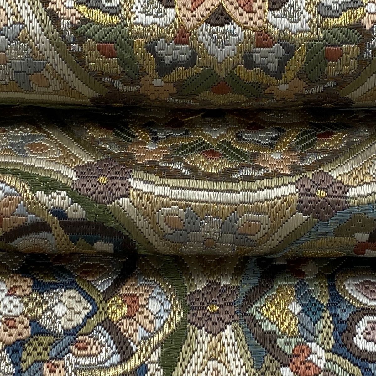 美品】 袋帯 逸品 華文 幾何学 絽刺し 金銀糸 灰緑 全通 正絹 【中古