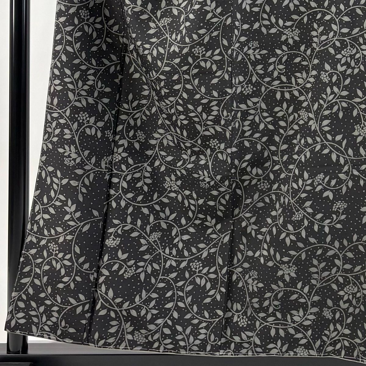 小紋 身丈156 cm 裄丈64 5 M 袷 紬 花唐草 墨色 正絹