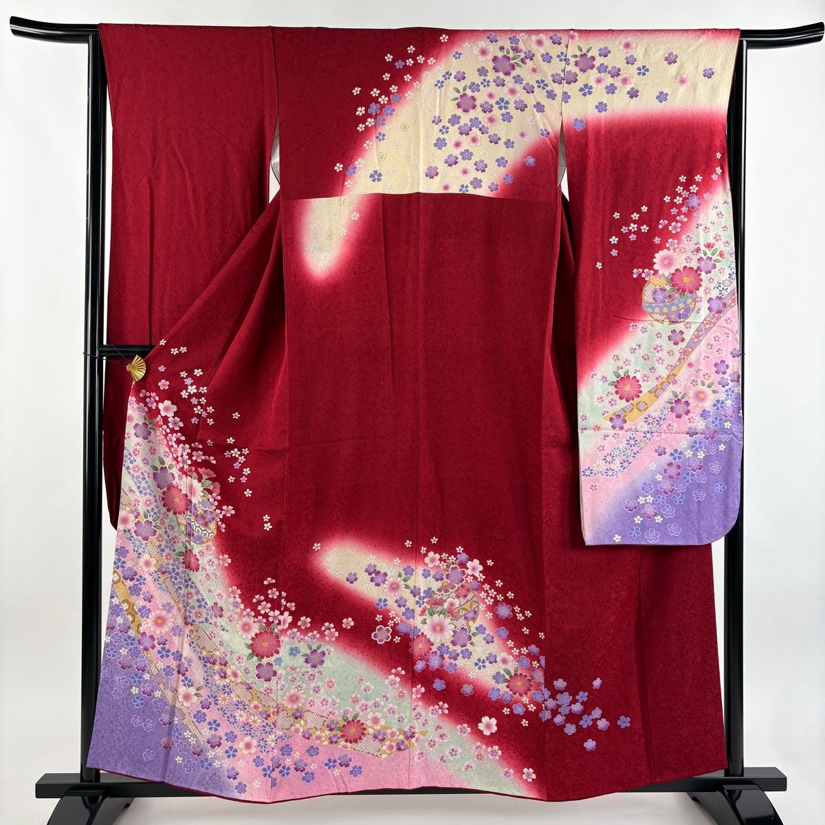 振袖 身丈157 5 cm 裄丈65 M 袷 鈴 草花 金彩 ぼかし 赤 正絹