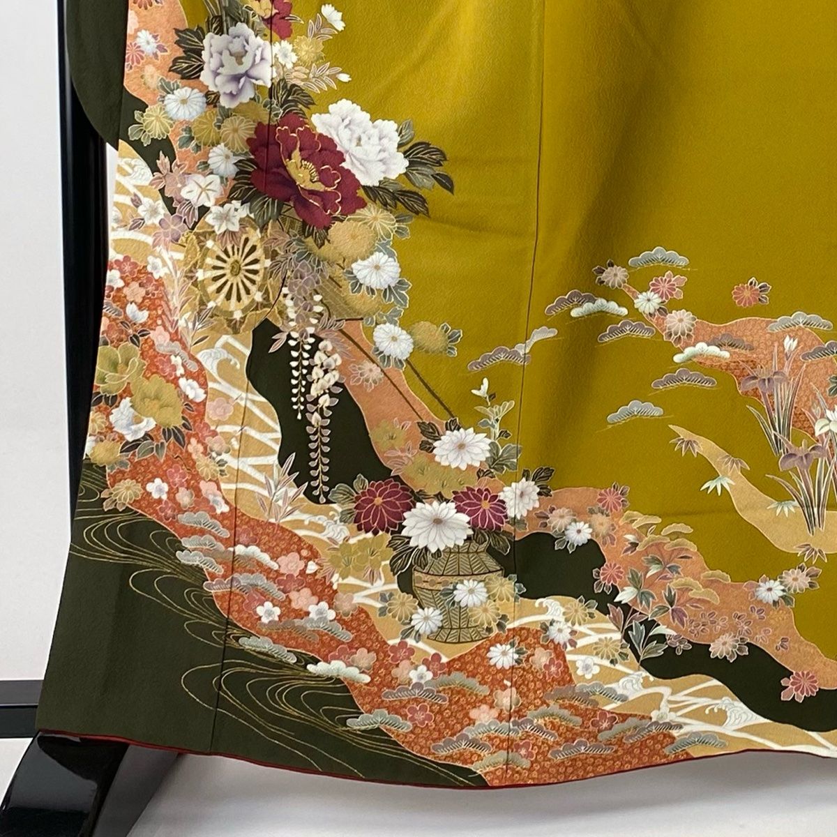 振袖 身丈162 cm 裄丈68 5 L 袷 花車 松竹梅 金糸 金彩 黄土色 正絹 秀品