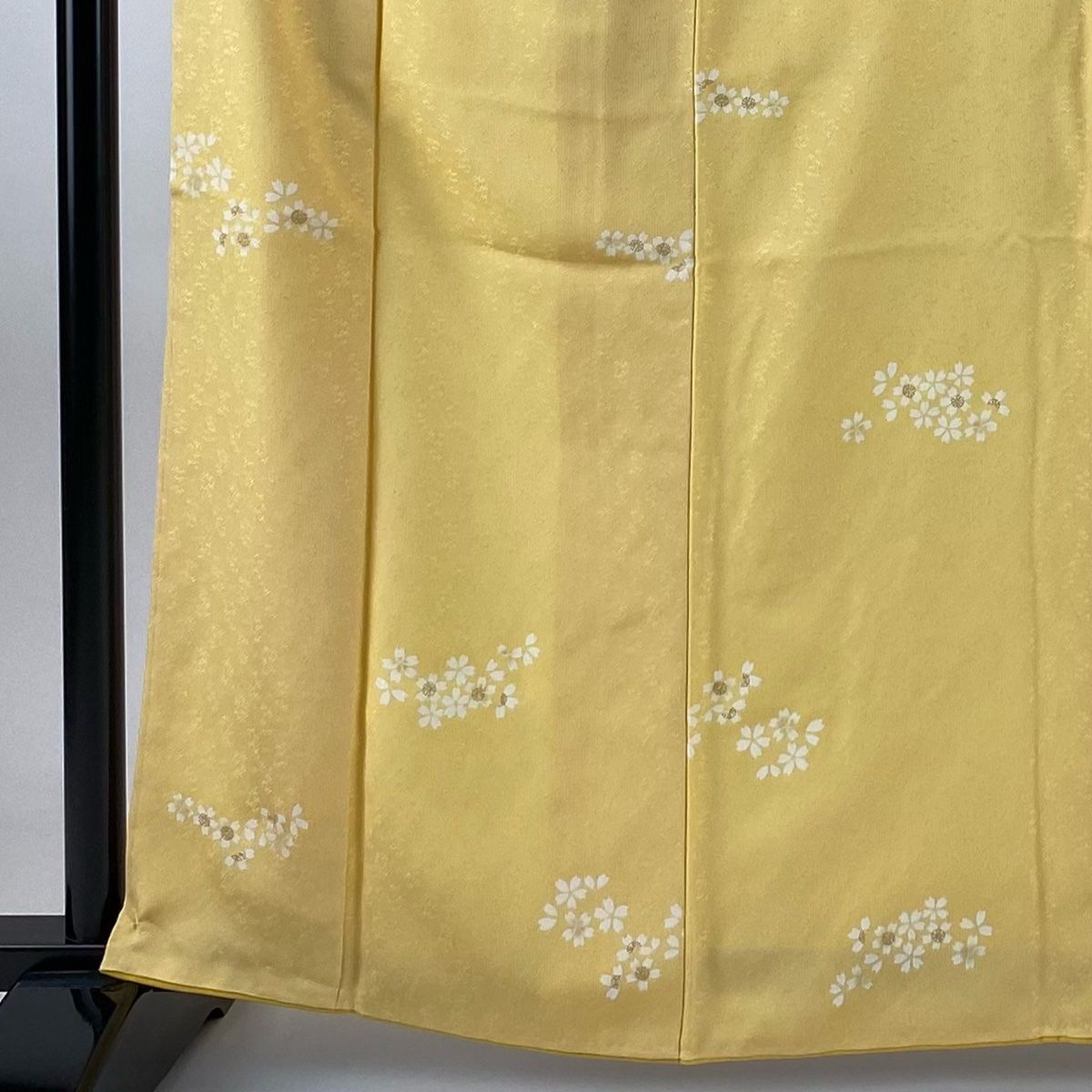 小紋 身丈163 cm 裄丈67 M 袷 桜 地紋 金彩 黄色 正絹 秀品