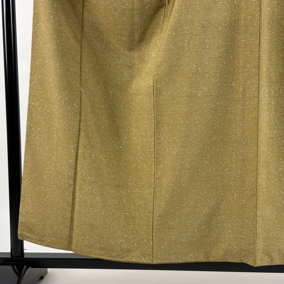 小紋 身丈157 cm 裄丈64 M 袷 牛首紬地 証紙 幾何学模様 山吹茶色 正絹