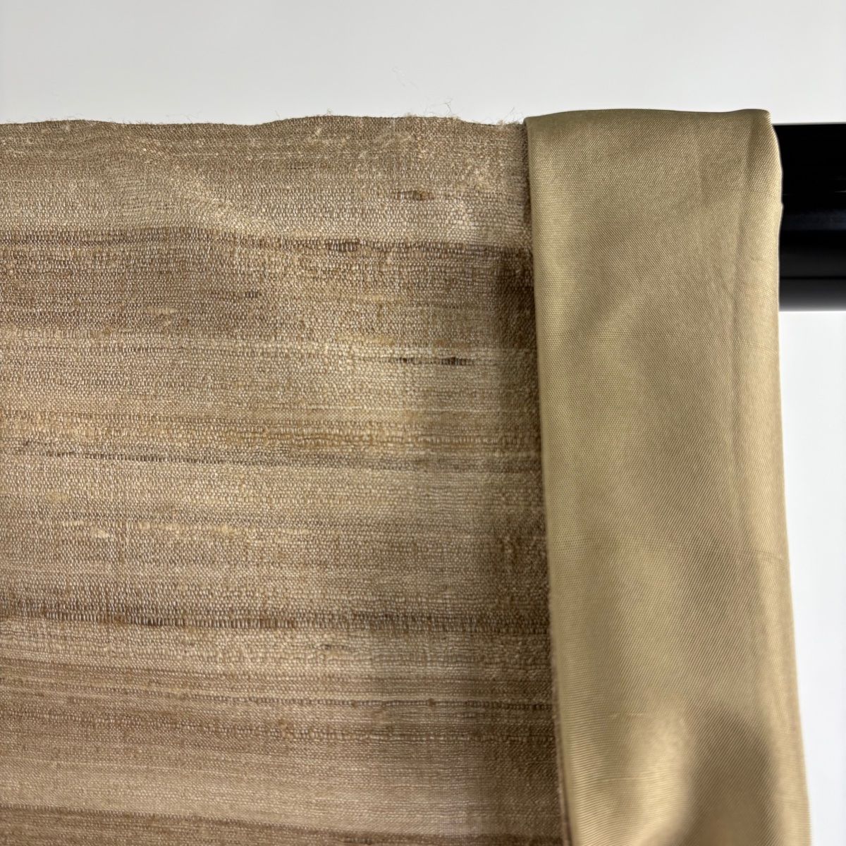 紬 身丈164 cm 裄丈68 L 袷 縞 薄茶色 正絹 紬 着物