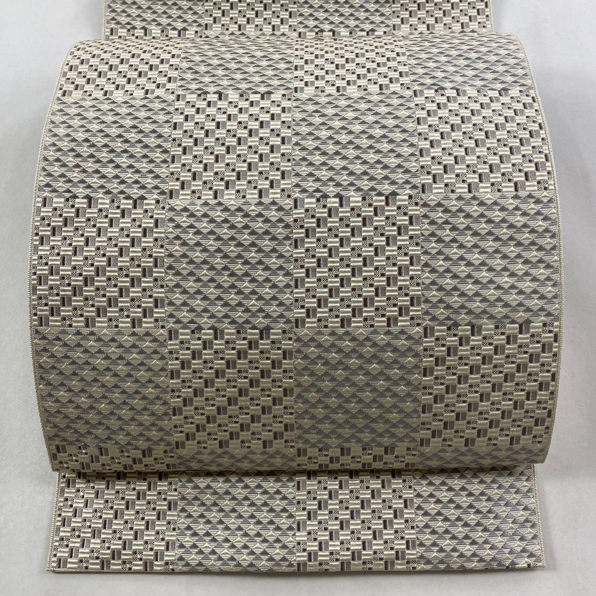 名古屋帯 八寸名古屋帯 松葉仕立て 幾何学 クリーム 正絹