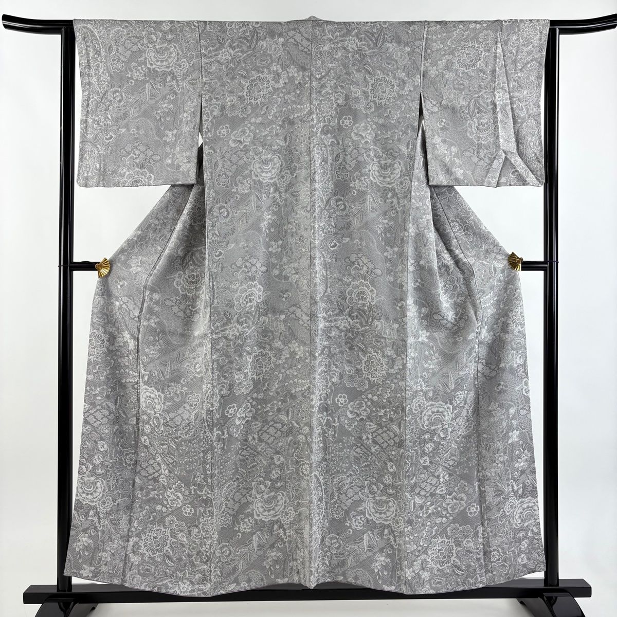 小紋 身丈154 5 cm 裄丈63 S 袷 紋意匠 草花 灰色 正絹