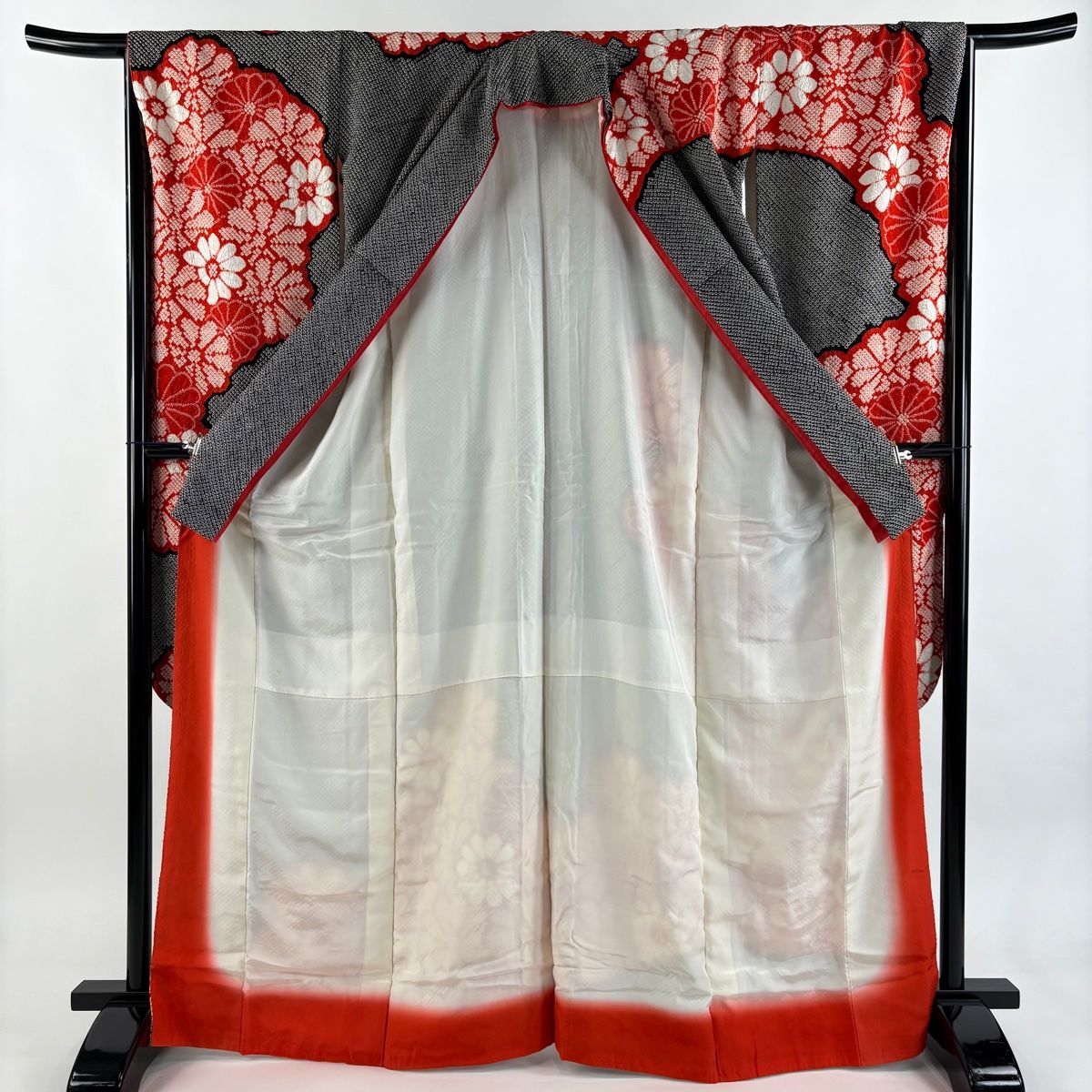  振袖 身丈167 cm 裄丈67.5 L 袷 菊 総絞り 黒 正絹 振袖 着物