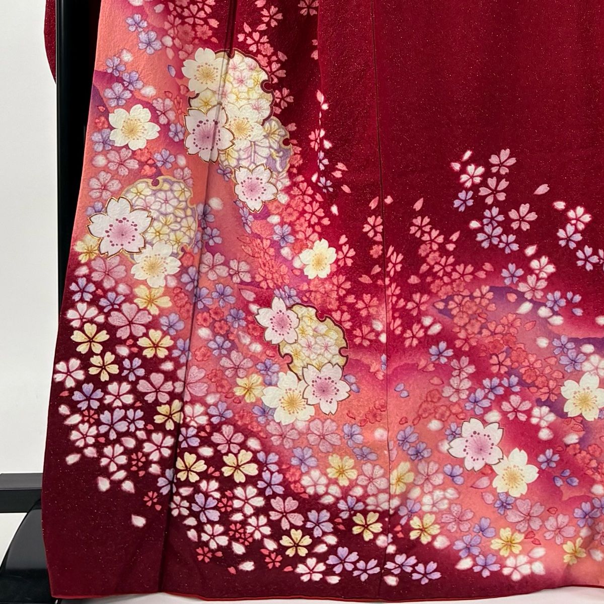 振袖 身丈169.5 cm 裄丈69 L 袷 桜 雪輪 金糸 銀通し 赤 正絹