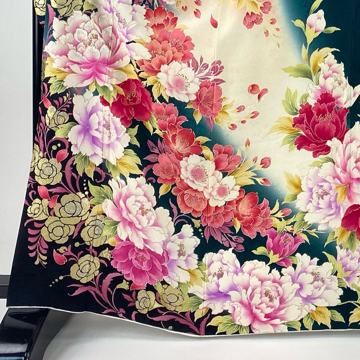 振袖 身丈164 cm 裄丈67 M 袷 牡丹 薔薇 金彩 金糸 深緑 正絹