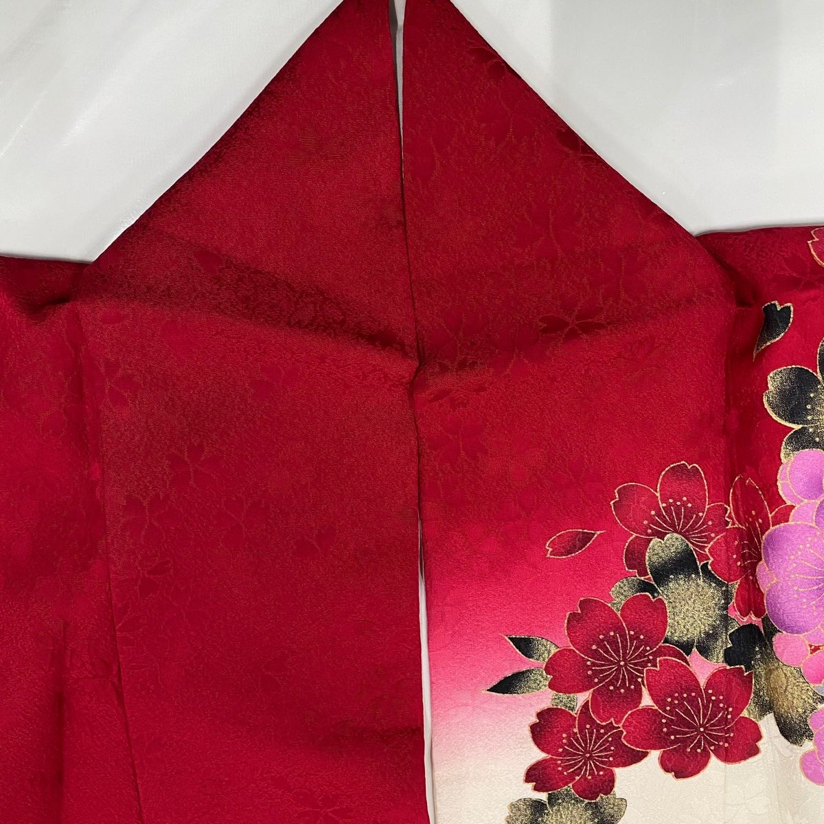  振袖 身丈169 cm 裄丈69 L 袷 牡丹 桜 刺繍 金彩 クリーム 正絹 振袖 着物