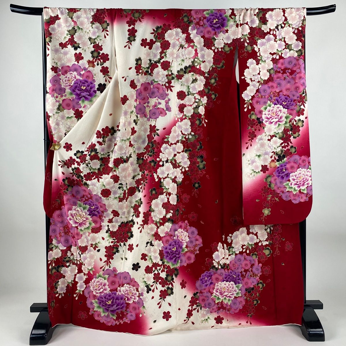 振袖 身丈169 cm 裄丈69 L 袷 牡丹 桜 刺繍 金彩 クリーム 正絹