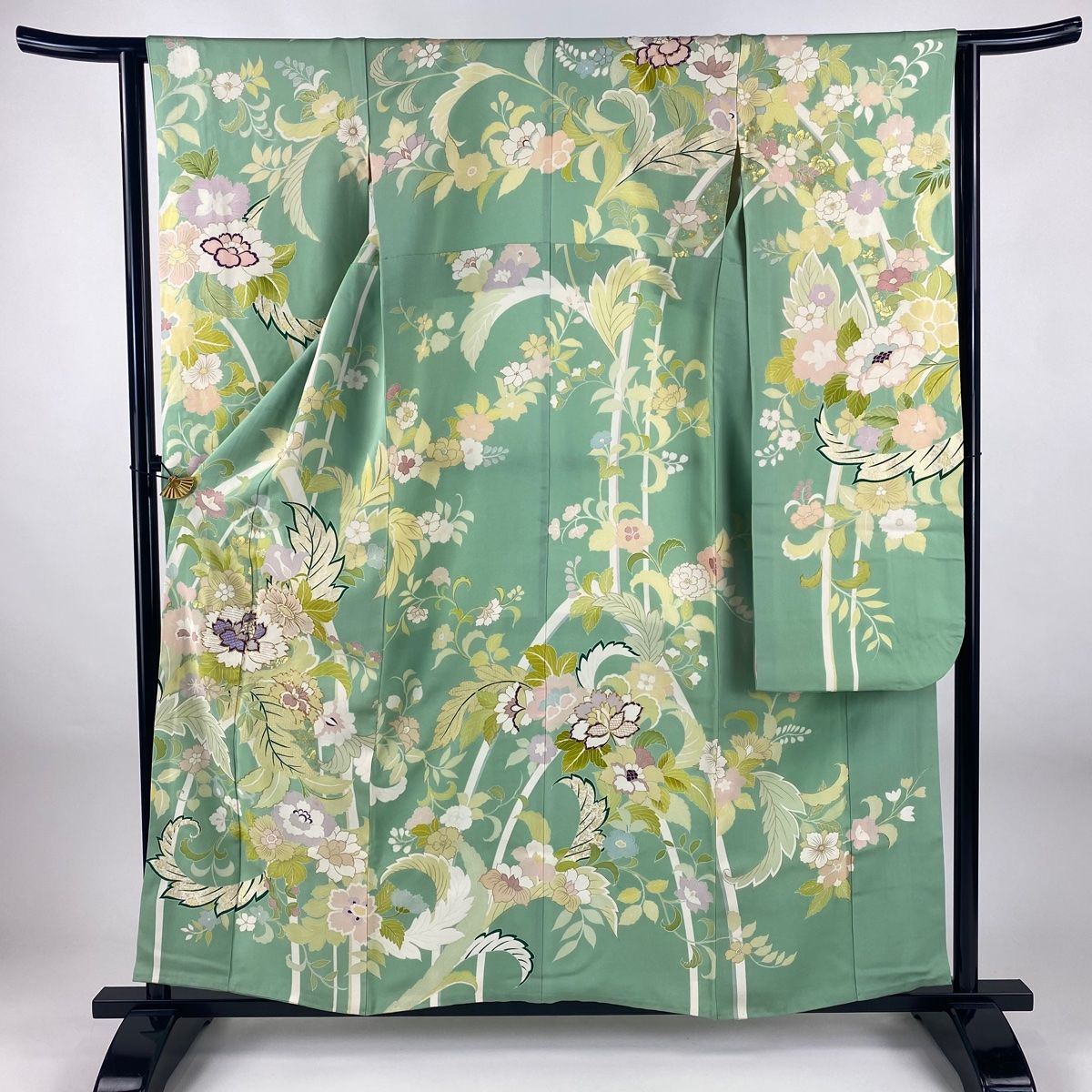 振袖 身丈157 cm 裄丈62 5 S 袷 草花 金銀糸 金彩 薄緑 正絹