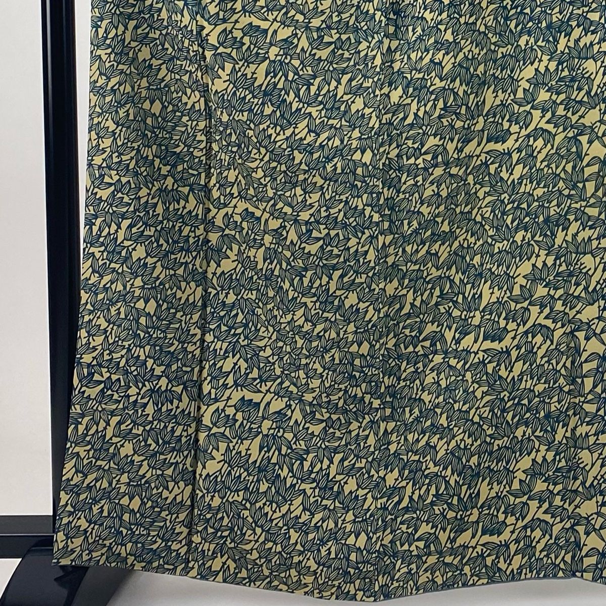 小紋 身丈162.5 cm 裄丈63 S 袷 笹 ベージュ 正絹