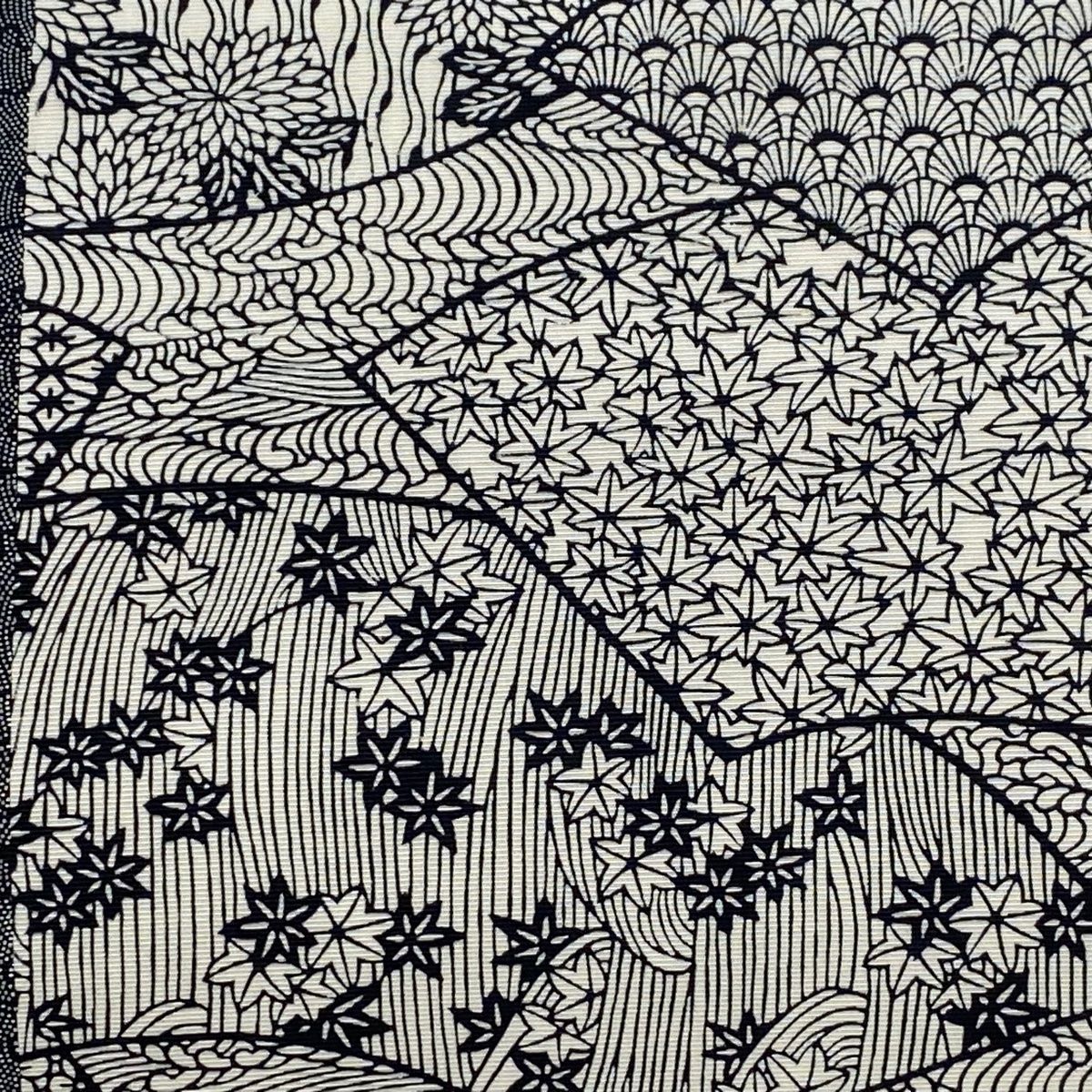 名古屋帯 人間国宝 六谷梅軒 落款 扇面 草花 紺色 正絹