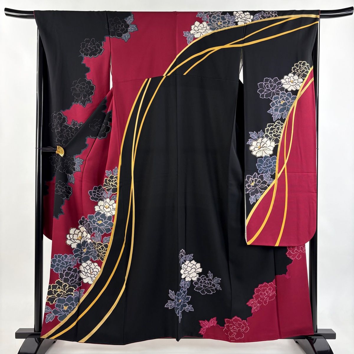 振袖 身丈160 5 cm 裄丈68 L 袷 牡丹 シルエット 金糸 金彩 赤紫 正絹 秀品