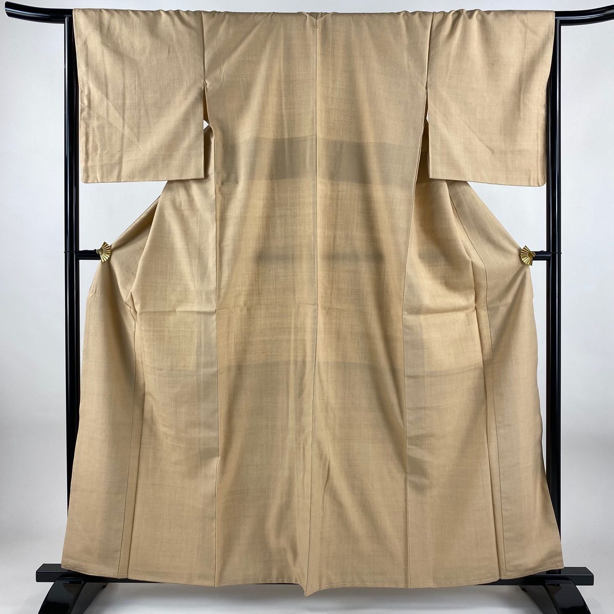 紬 身丈160.5 cm 裄丈66.5 M 袷 ますいわ屋 ベージュ 正絹 秀品 一つ紋