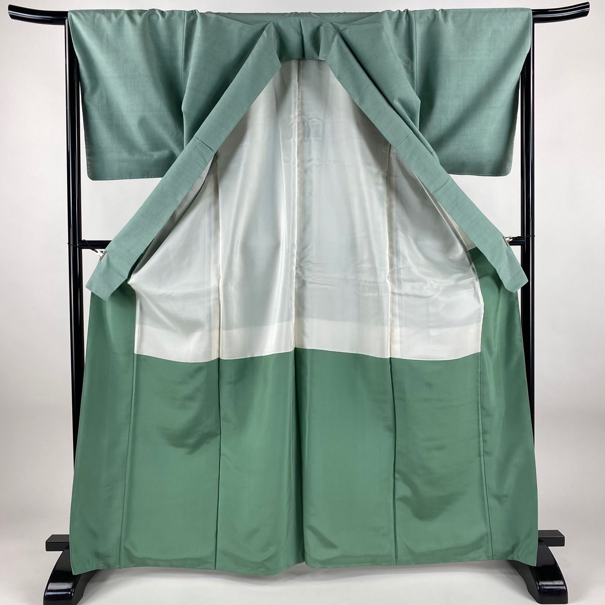  紬 身丈166 cm 裄丈67 M 袷 薄緑 正絹 秀品 一つ紋 紬 着物