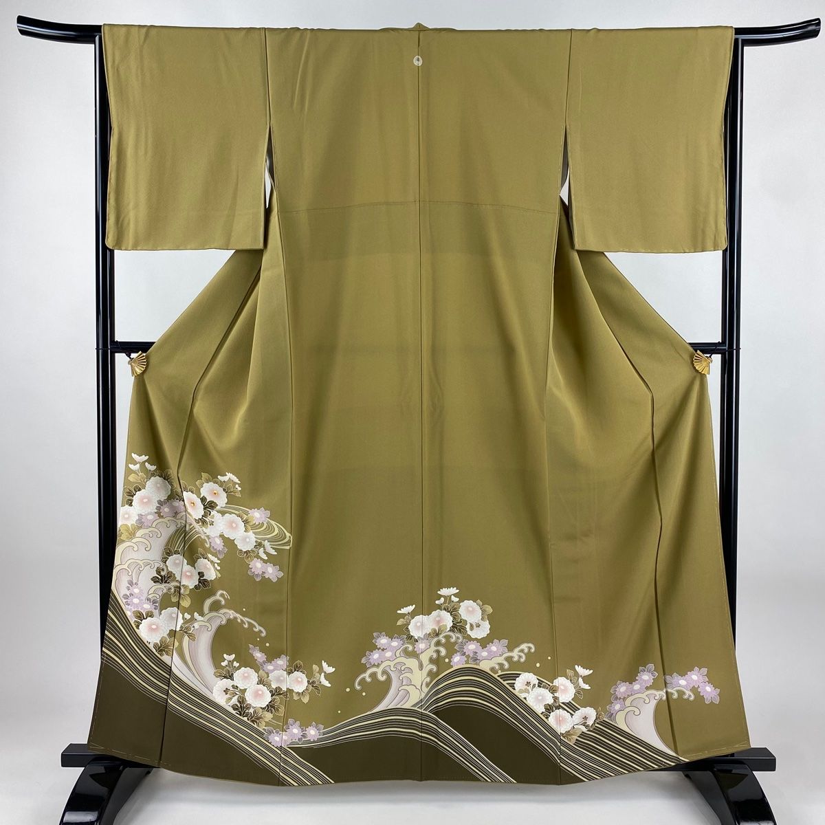 色留袖 身丈162 cm 裄丈65 M 袷 菊 波頭 金糸 染分け 鶯色 正絹 秀品 一つ紋