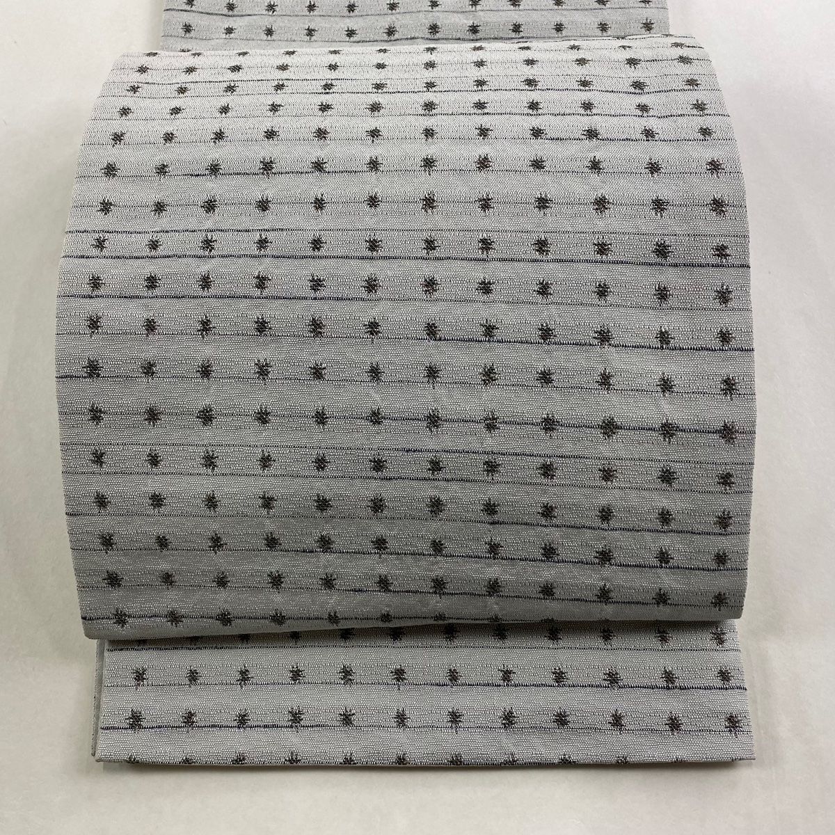 袋名古屋帯 秀品 縞 幾何学模様 灰色 正絹