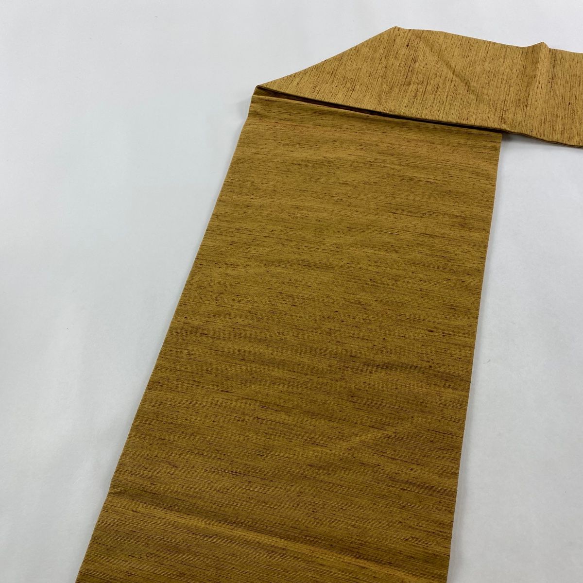  名古屋帯 秀品 紬地 草花 刺繍 山吹茶色 正絹 名古屋帯 帯