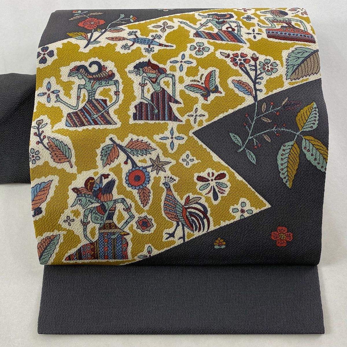 名古屋帯 秀品 コプト柄 草花 縮緬 黒灰 正絹