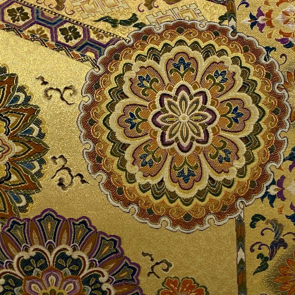 袋帯 秀品 華文 花唐草 箔 金色 六通 正絹