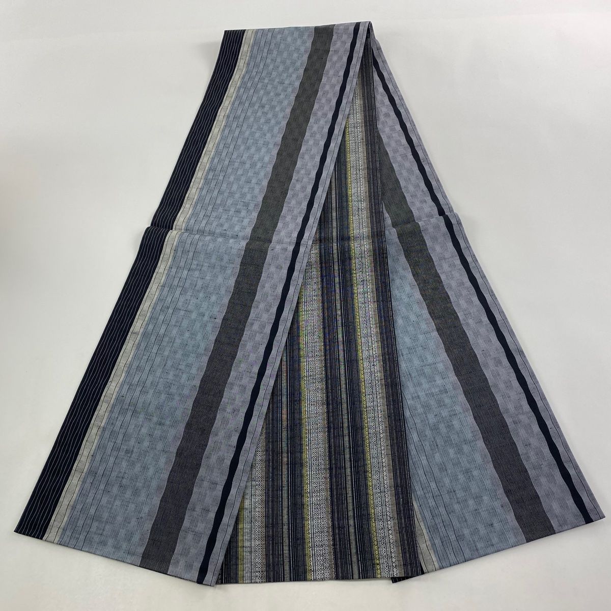 よろけ縞 青灰色
