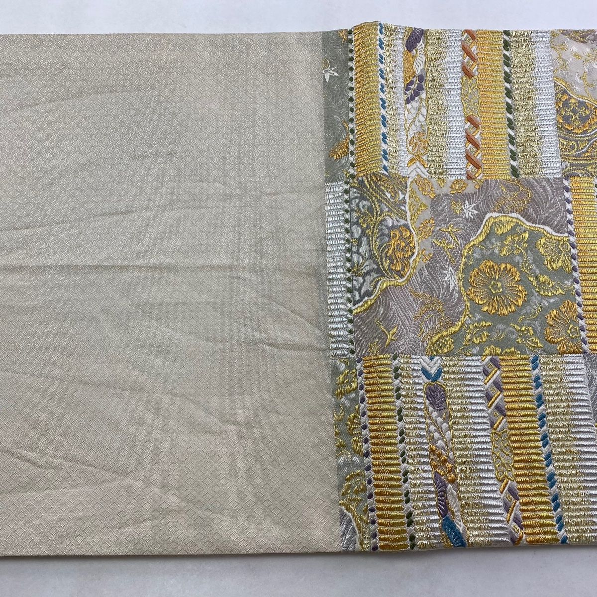  袋帯 秀品 市松道長鎧文 金銀糸 箔 灰白 六通 正絹 袋帯 帯