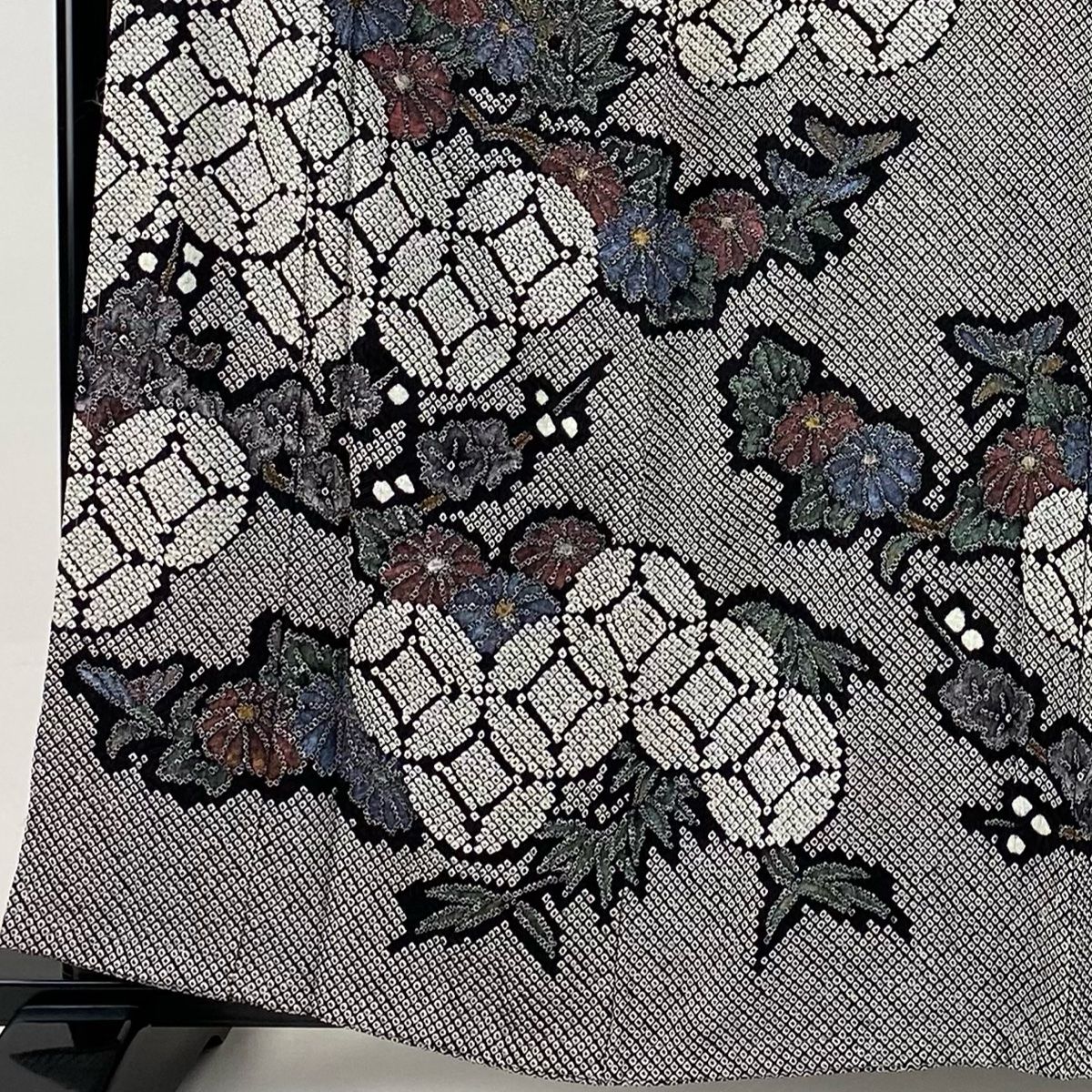 訪問着 身丈160 5 cm 裄丈65 M 袷 七宝 菊 総絞り ラメ彩 黒灰 正絹