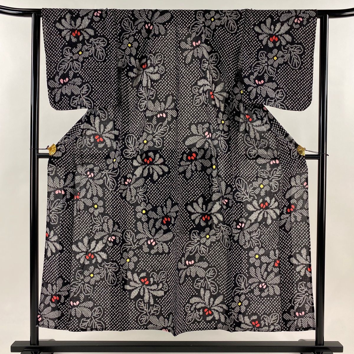 浴衣 身丈153 5 cm 裄丈64 M 絞り浴衣 菊 黒 綿