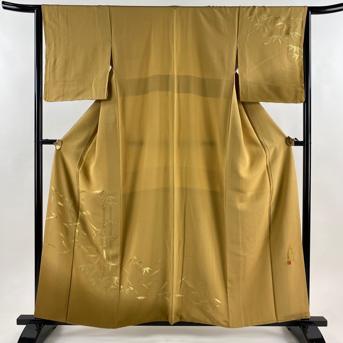 付下げ 身丈158.5 cm 裄丈65 M 袷 コシノアヤコ 落款 竹 笹 刺繍 金糸 黄土色 正絹