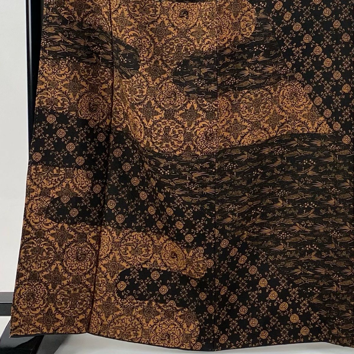 訪問着 身丈164 cm 裄丈67 M 袷 久米島本泥染 ヱ霞 花鳥 縮緬 黒 正絹