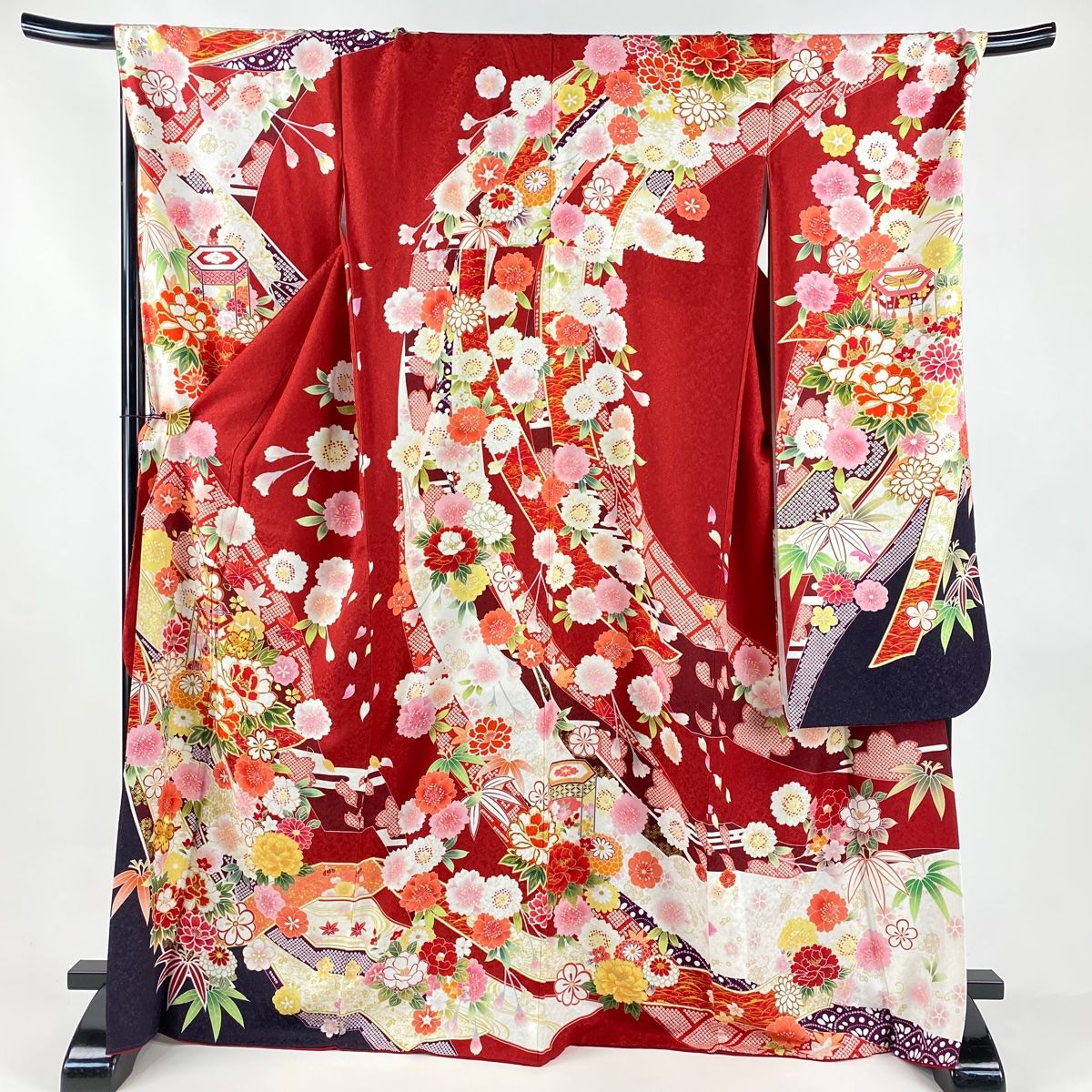 振袖 身丈170.5 cm 裄丈72.5 L 袷 貝桶 草花 金糸 銀通し 赤 正絹