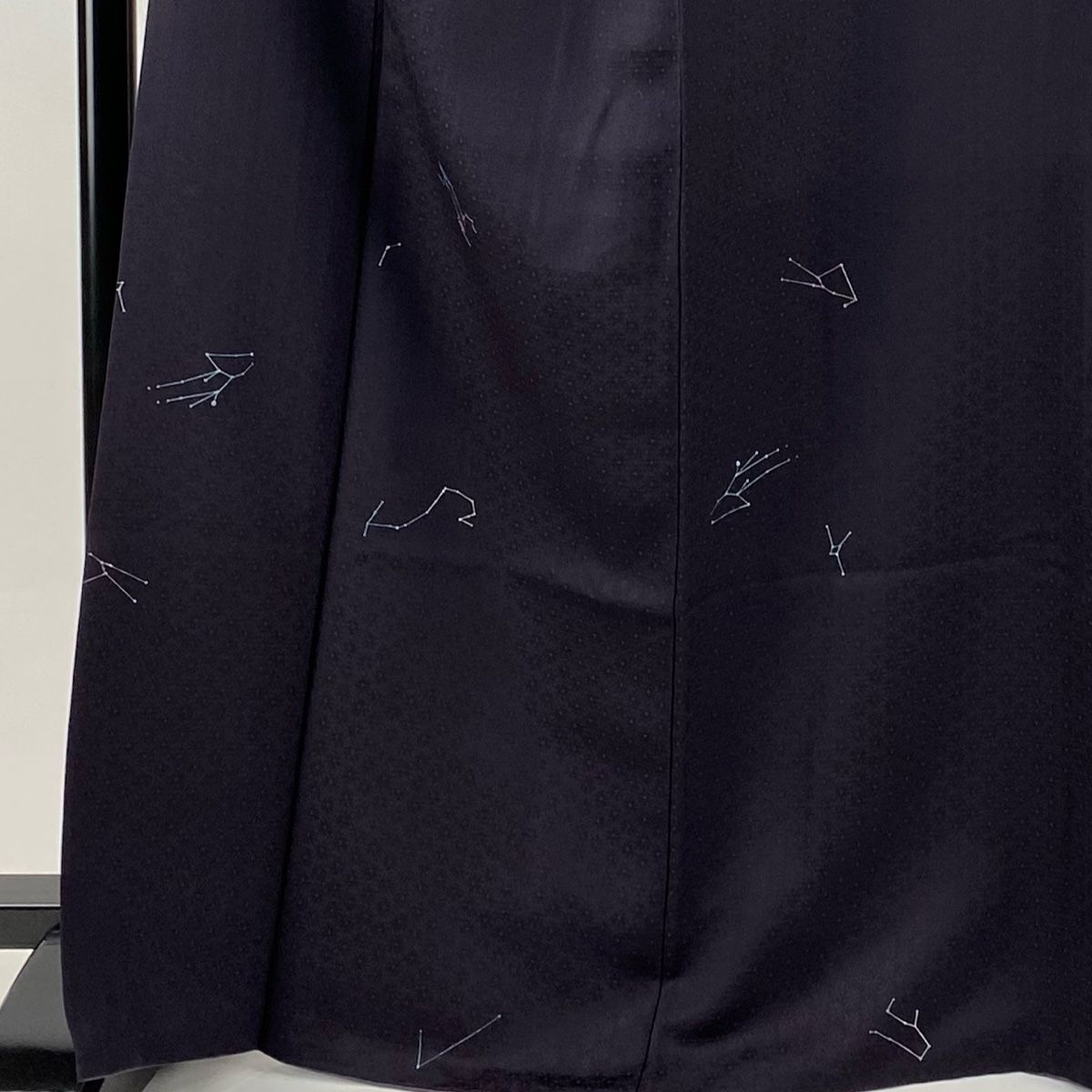 小紋 身丈168.5 cm 裄丈69 L 袷 星座 銀彩 ラメ彩 濃紫 正絹