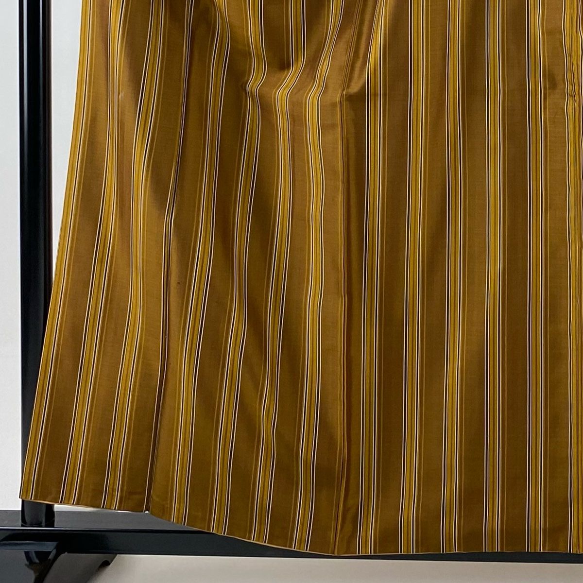 紬 身丈158 cm 裄丈61 5 S 袷 縦縞 山吹茶色 正絹