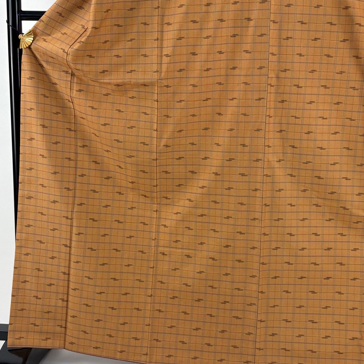 紬 身丈166.5 cm 裄丈65.5 M 袷 久米島紬 証紙 格子 幾何学模様 茶色 正絹