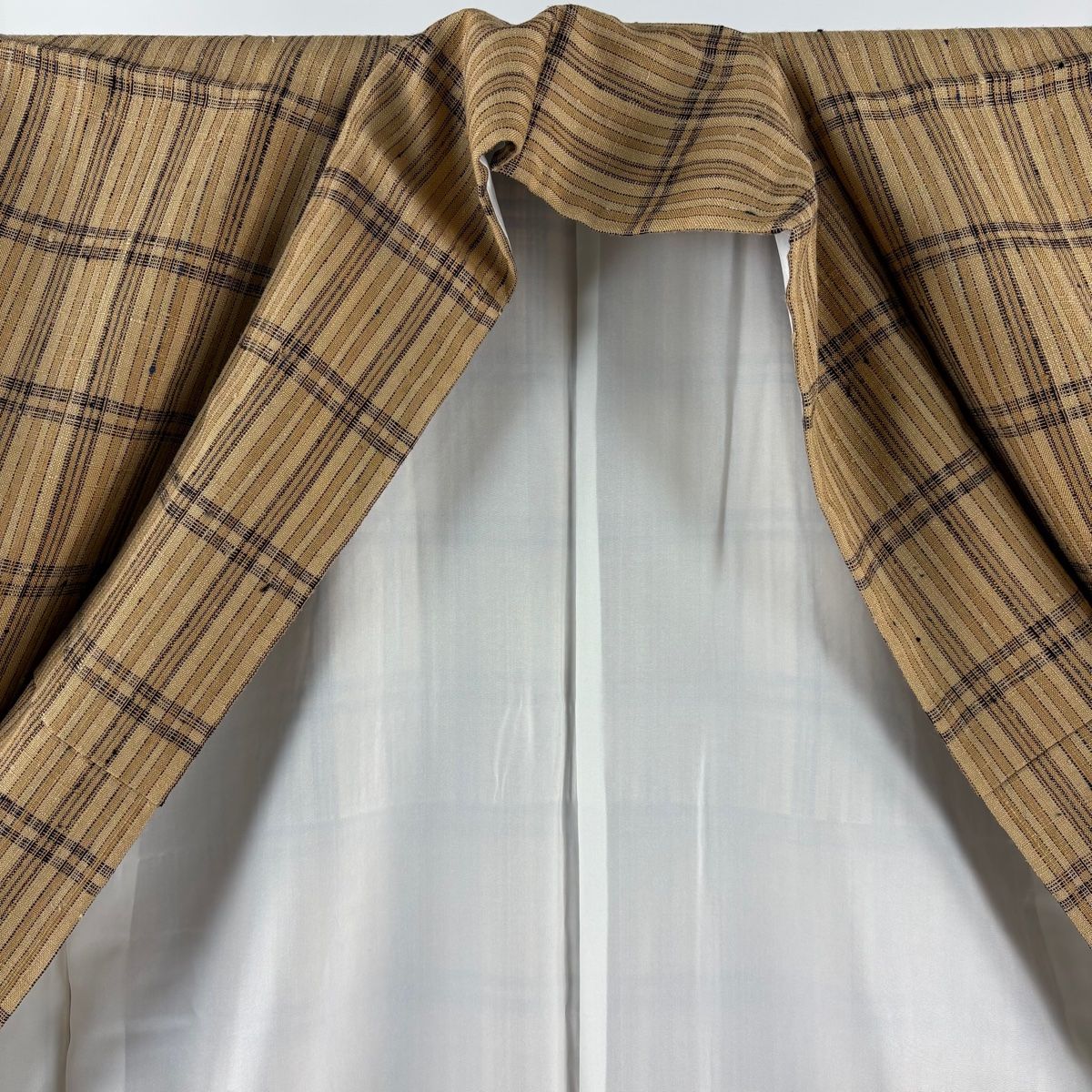  紬 身丈159 cm 裄丈63 S 袷 格子 薄茶色 正絹 紬 着物