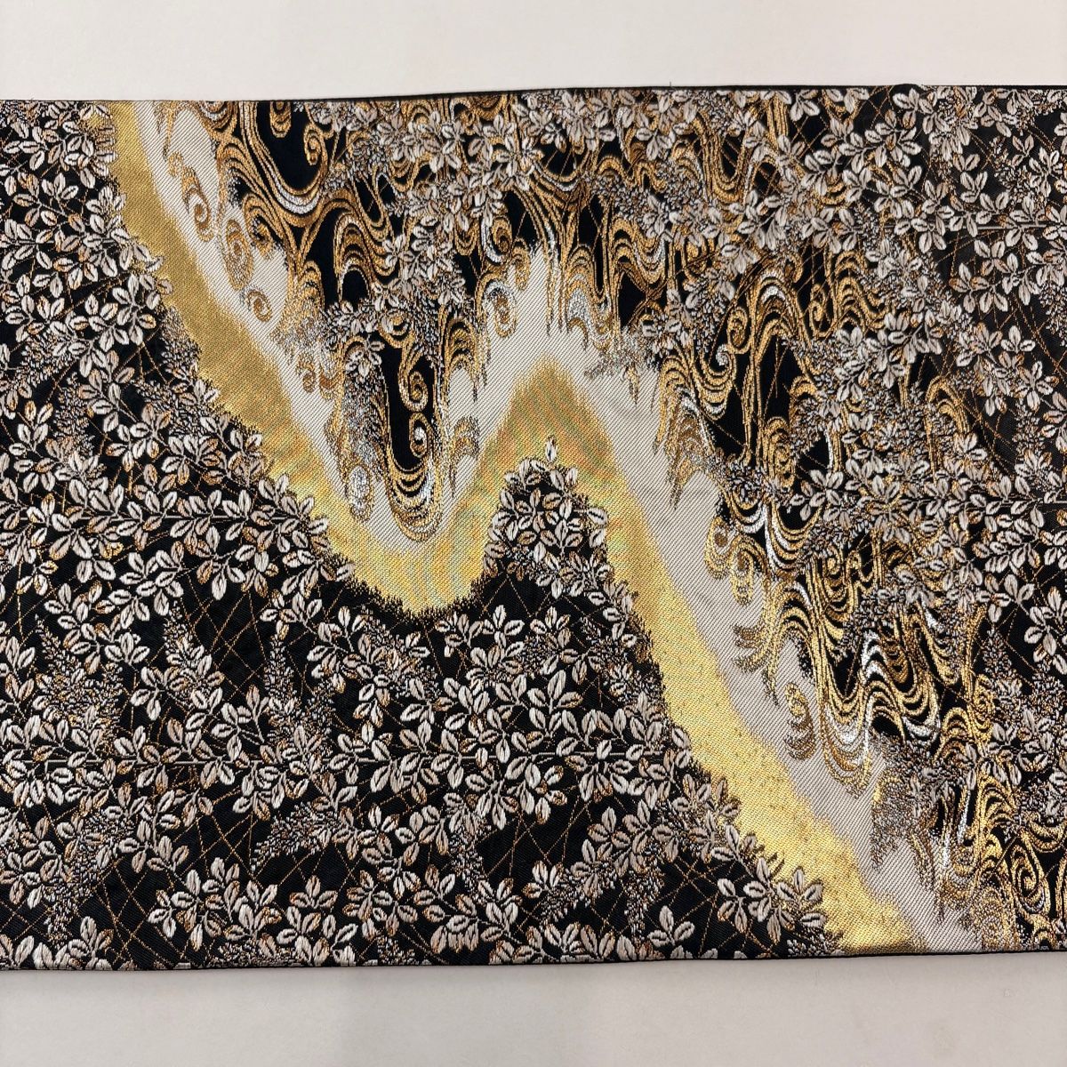  袋帯 加納幸 落款 萩 流水 金銀糸 刺繍 黒 お太鼓柄 正絹 袋帯 帯